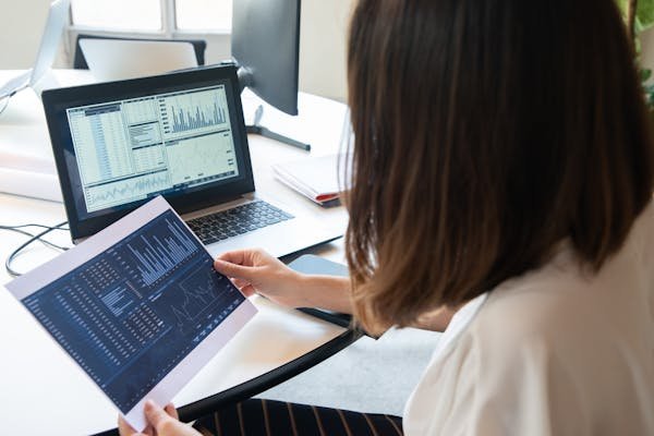 Maximisez votre roi grâce à l'expertise d'une agence sea